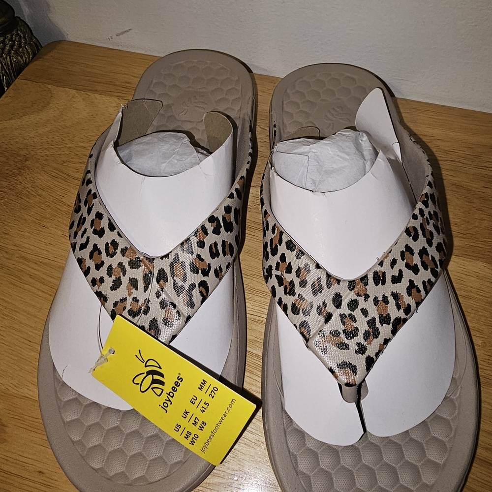 Joybees Women's Leopard Print Sandals